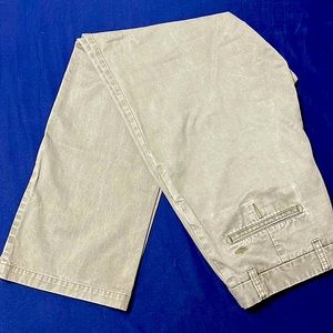 Green Docker Casual Pants